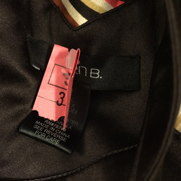 ARDEN B. SILK Flower Print Criss-Cross Halter Top - Picture 6 of 6